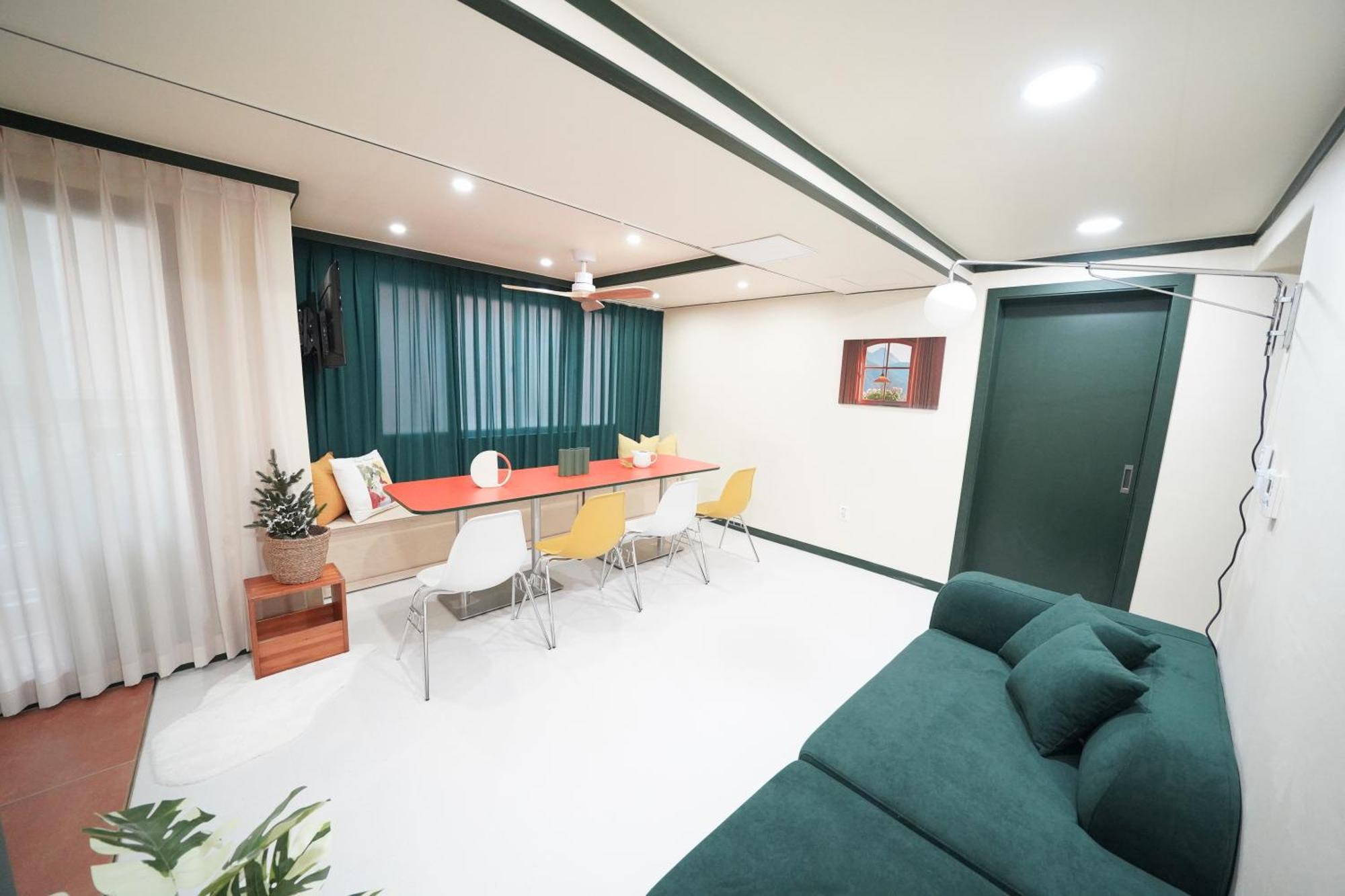 ソウル特別市Romantic Rooftop Houseアパートメント エクステリア 写真